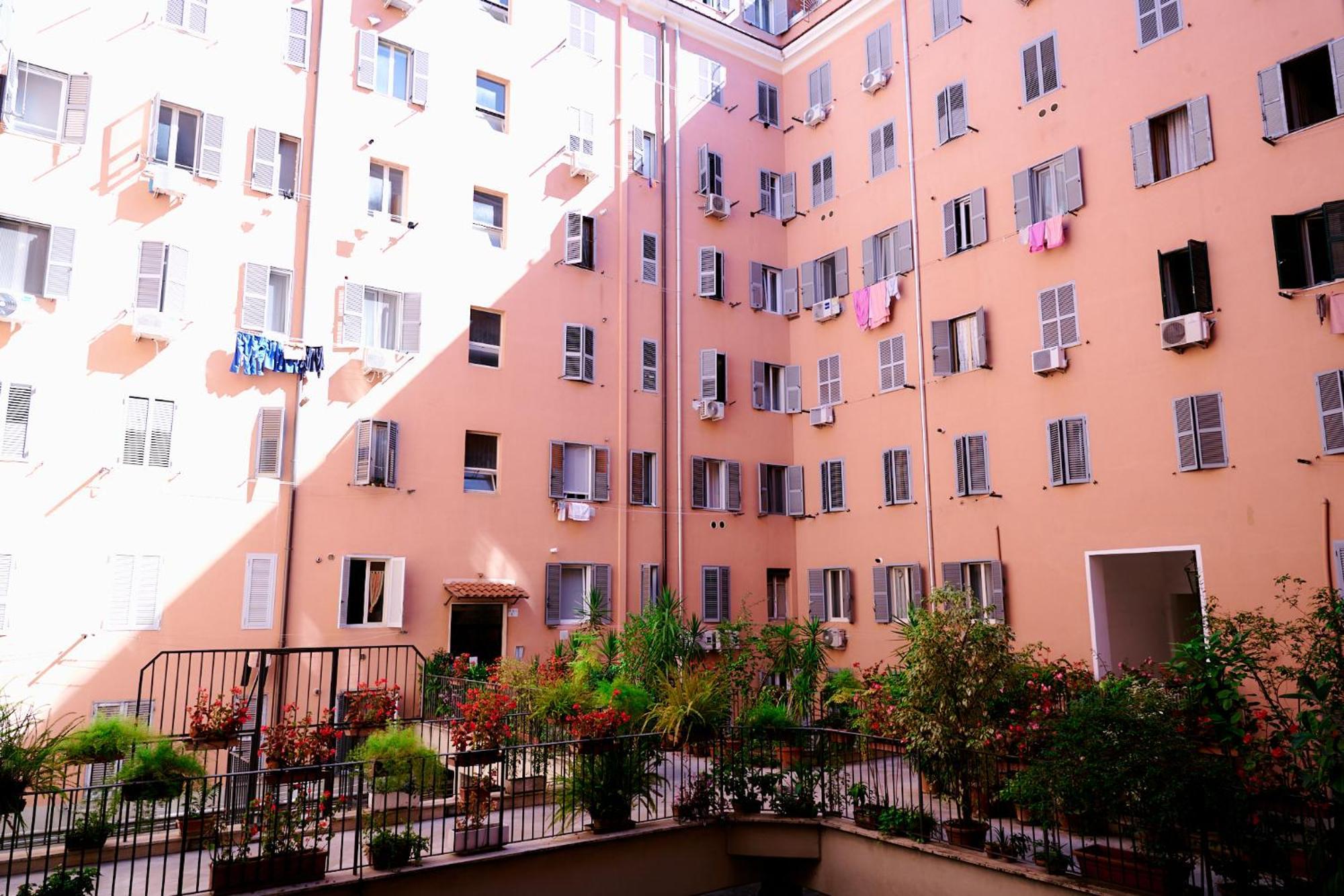 Casa Gaby Apartment Рим Екстериор снимка
